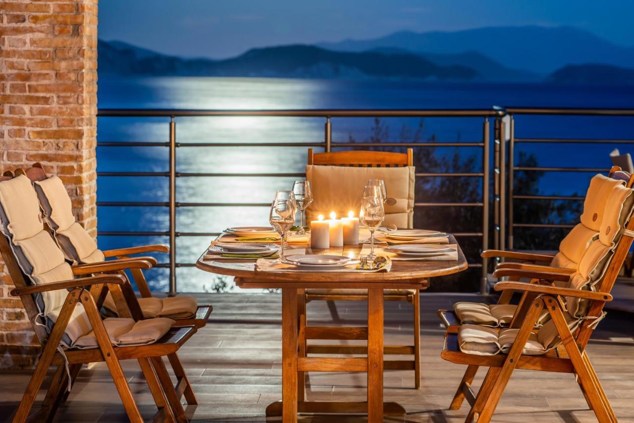 Iris Villas Lefkada - Marine Villa With Private Sea Access 시보타 외부 사진